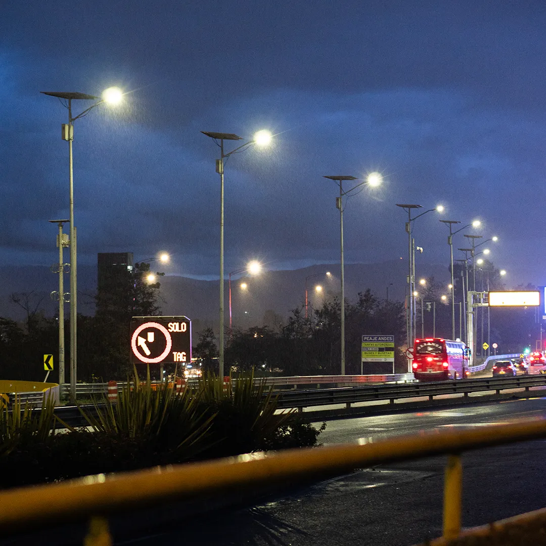 reflector solar vías principales