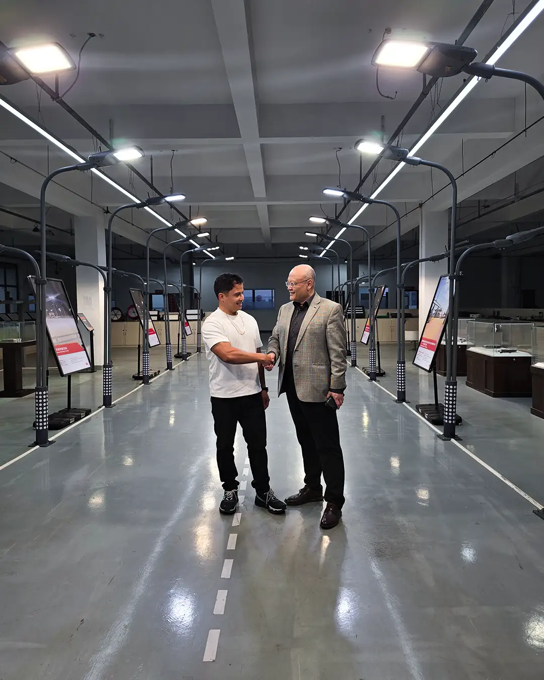 showroom lámparas solares